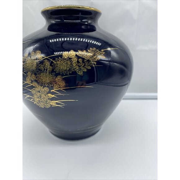 Japanese Cobalt Blue With Gold Floral Pattern Design Ceramic Vase 7" Tall - Picture 8 of 10